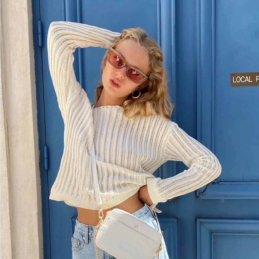 THE ADRIANNA SWEATER CREAM